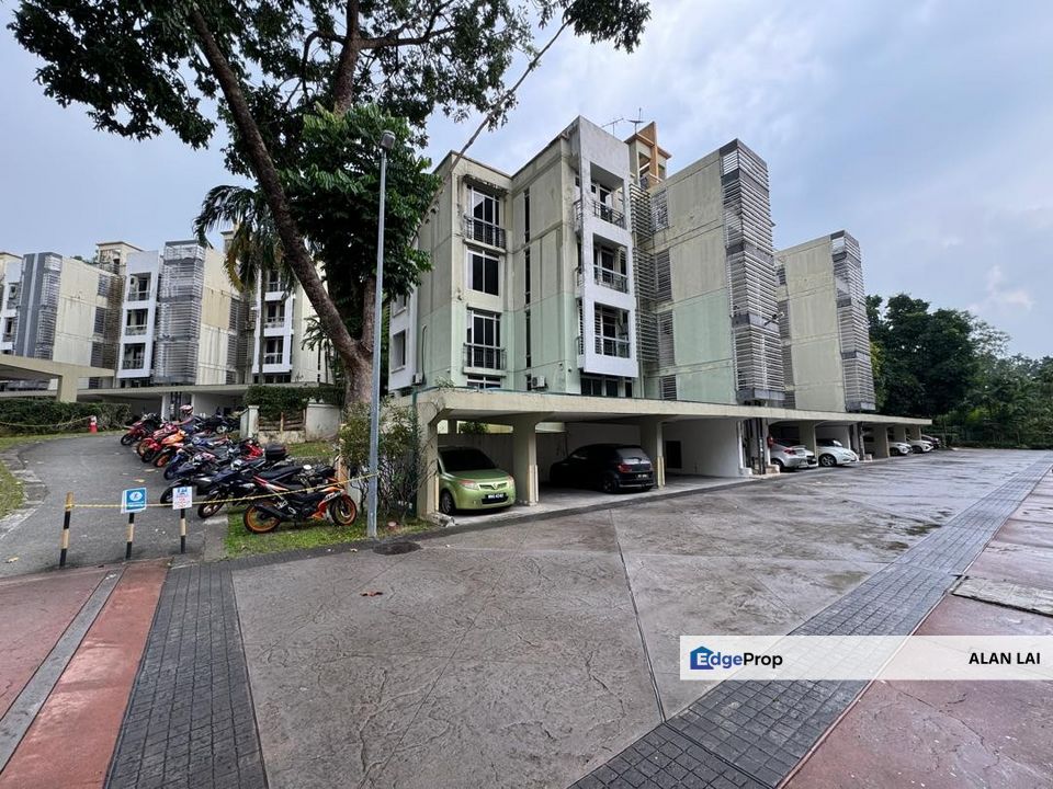 Below value corner cyberia smarthome townhouse 2 townvilla 2 Cyberjaya, Selangor, Cyberjaya