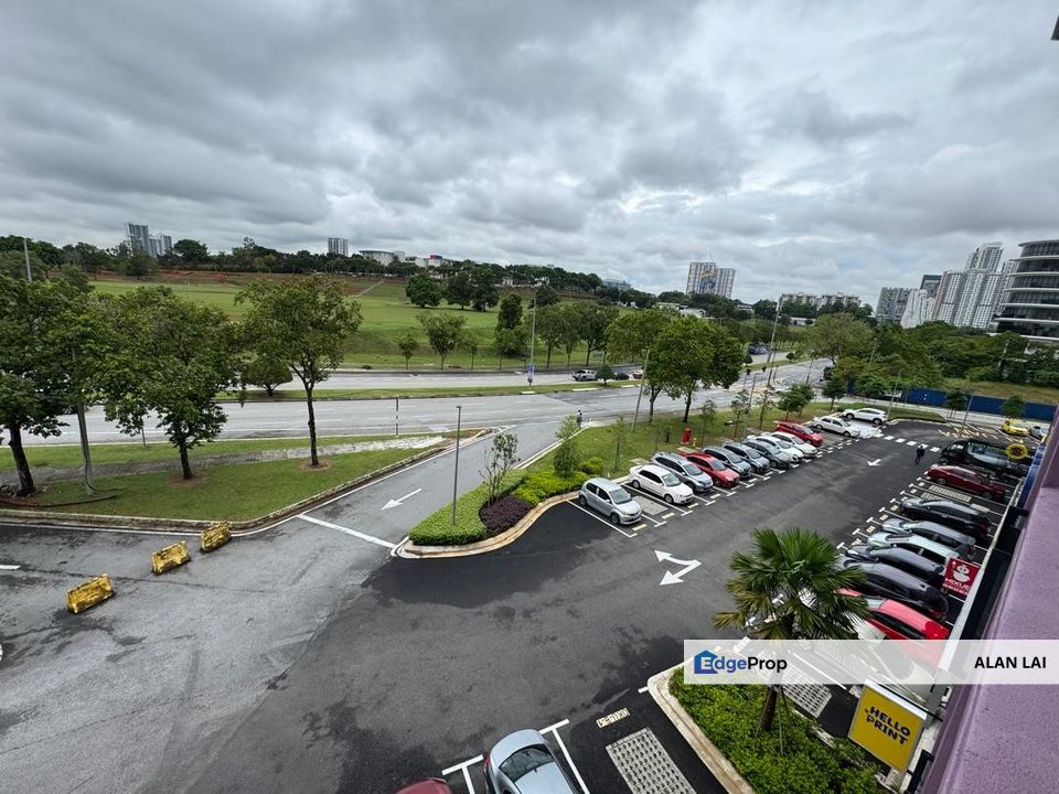 Cheapest intermdiate 2nd floor shop office edusphere, mutiara ville cyberjaya, Selangor, Sepang