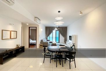 Queens Residences @ Queens Waterfront