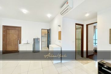 Queens Residences @ Queens Waterfront