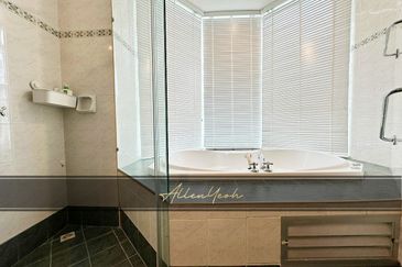 Gurney Beach Resort Condominium