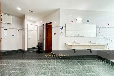 Gurney Beach Resort Condominium