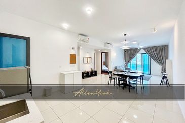 Queens Residences @ Queens Waterfront