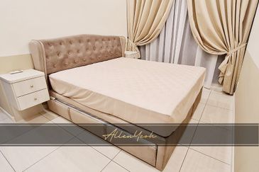 Queens Residences @ Queens Waterfront