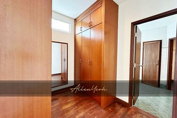 Gurney Beach Resort Condominium