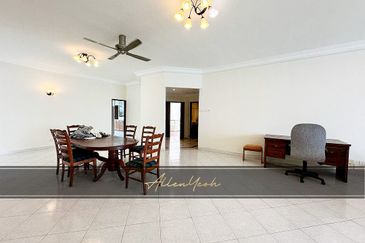 Gurney Beach Resort Condominium