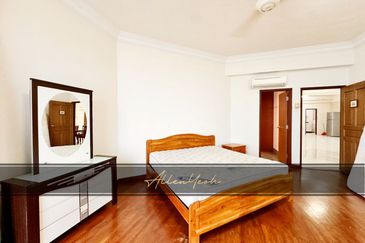 Gurney Beach Resort Condominium