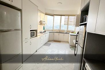 Gurney Beach Resort Condominium