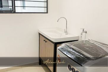 Queens Residences @ Queens Waterfront