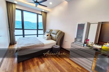 Queens Residences @ Queens Waterfront