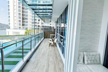 Queens Residences @ Queens Waterfront