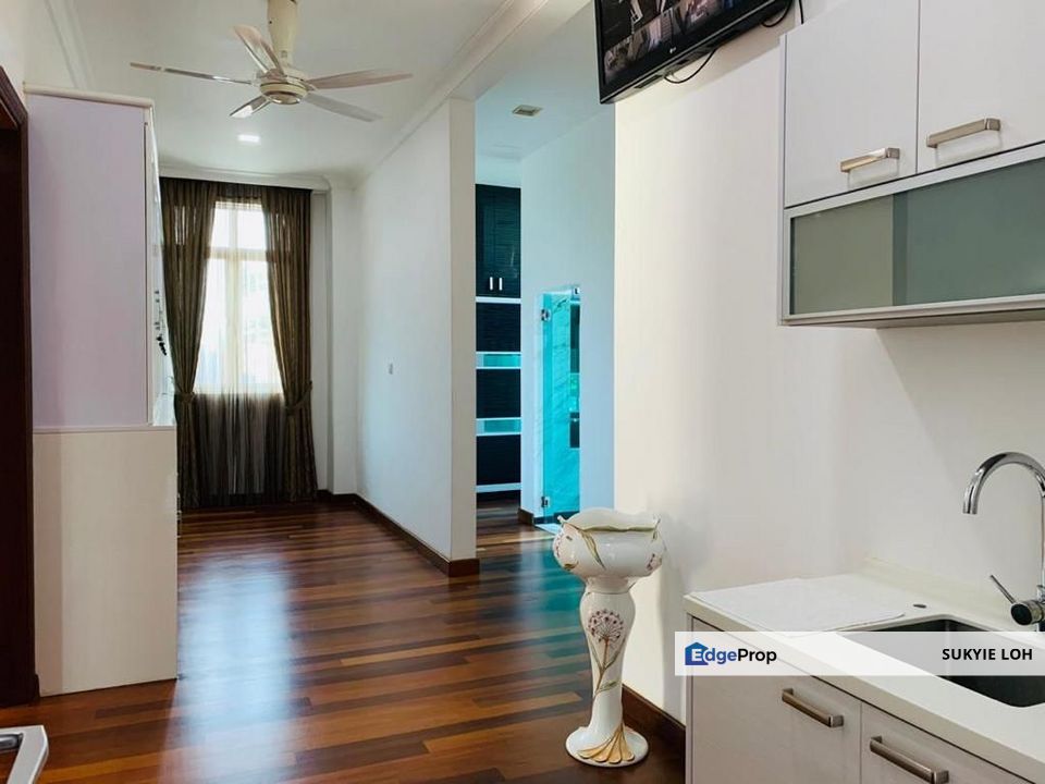 Tar Villas 3 storey bungalow for sale, Taman Tar, Ampang Jaya, FULLY RENOVATED, Selangor, Ampang