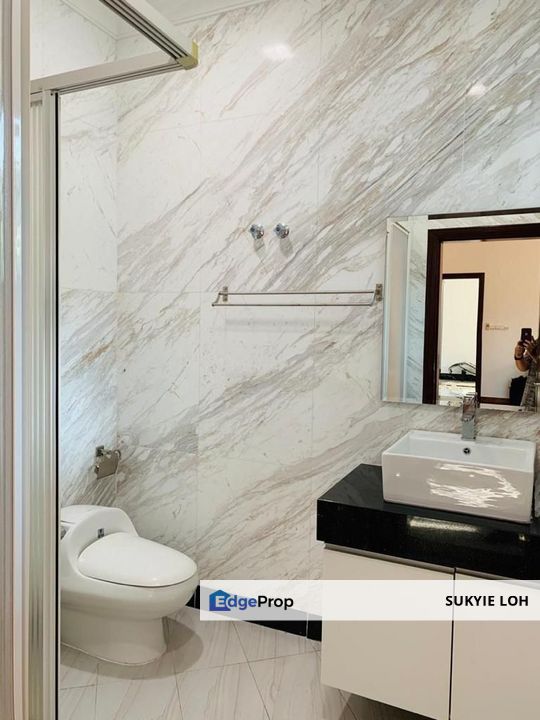 Tar Villas 3 storey bungalow for sale, Taman Tar, Ampang Jaya, FULLY RENOVATED, Selangor, Ampang