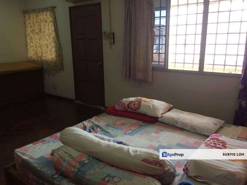 2 storey house at Taman Bukit Anggerik, Cheras, Selangor, Cheras