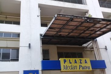 Plaza Medan Putra