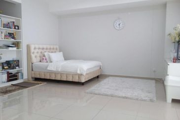 Suria Utama Townhouse