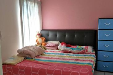 Spring & Summer Villa