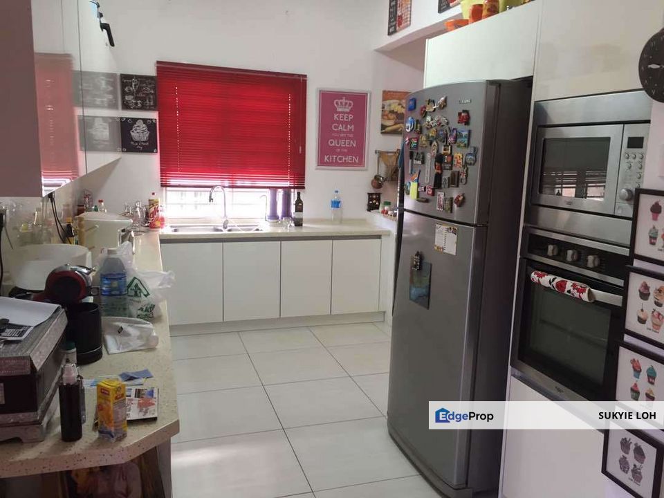 2 storey house at Taman Lestari Putra 6, Seri Kembangan, Selangor, Seri Kembangan