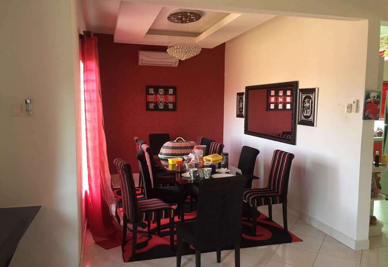 2sty house at Taman Melawati for sale, Hot location