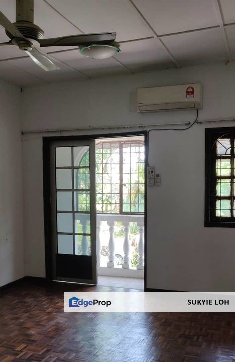 Taman Wawasan 3 Puchong Jaya Nearby LRT and free hold, Selangor, Puchong