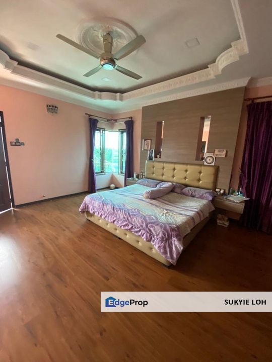 3.5 storey BUNGALOW house in Jalil Heights, Taman Lestari Perdana 5 for sale, Renovated and 15000sf, Selangor, Seri Kembangan