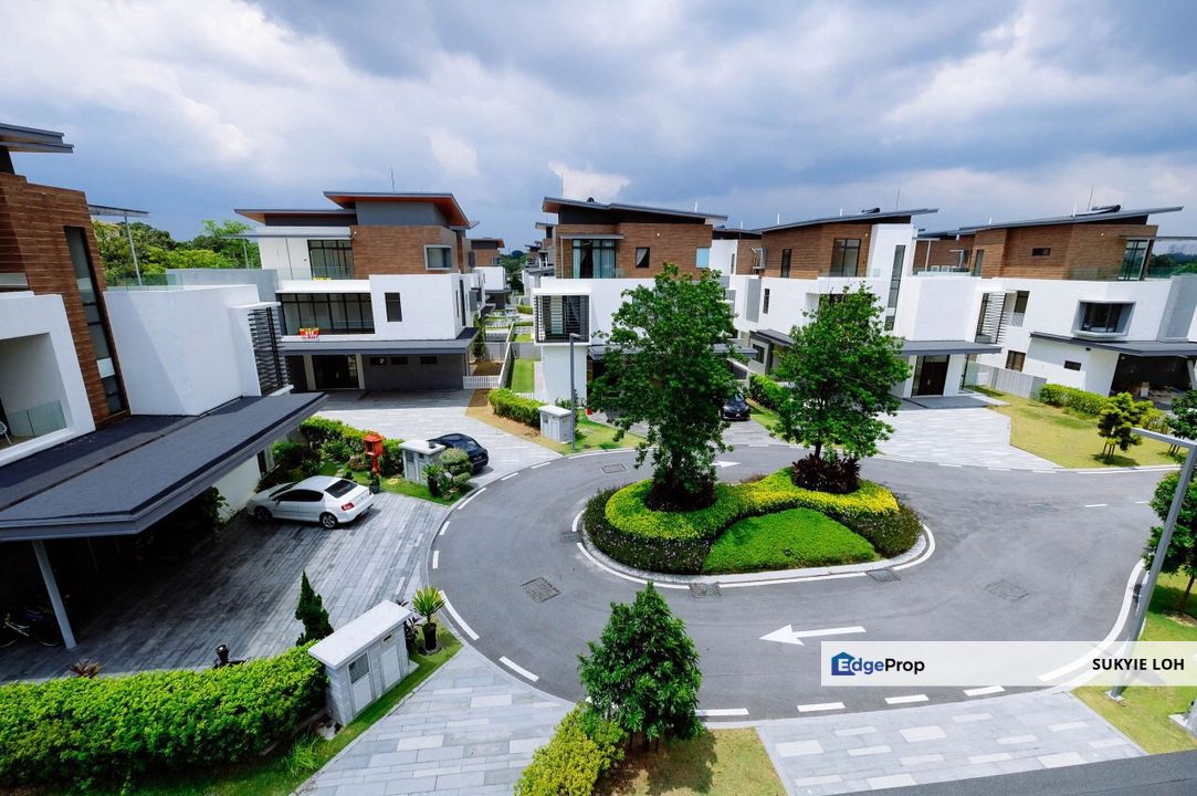Long branch residences for sales, bigger size 6116sf, Selangor, Kota Kemuning