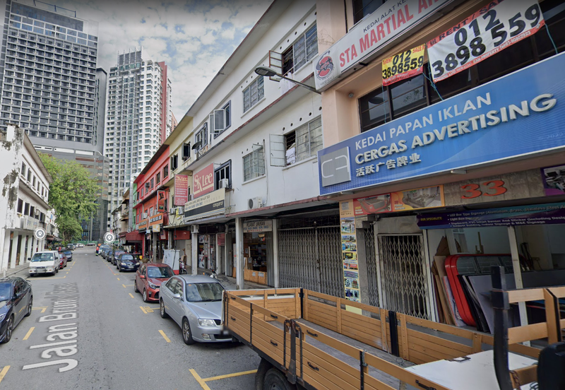 3 storey shop at Pudu for sale