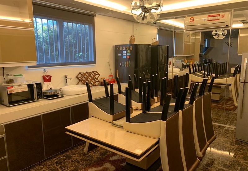 Jalan Anggerik Eria 31/109