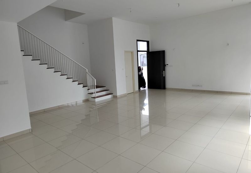 Broadleaf Residences, Hometree