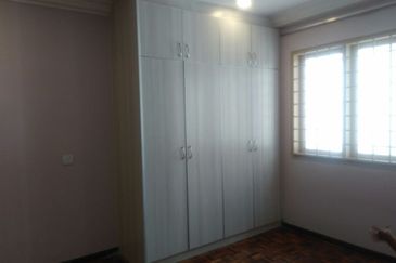 Pearl Point Condominium