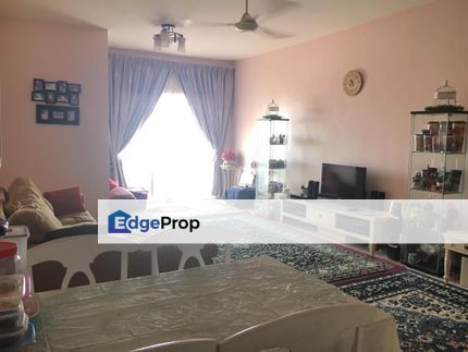 Merdeka Villa Condo, Ampang,930 sq High floor Balcony, Selangor, Ampang