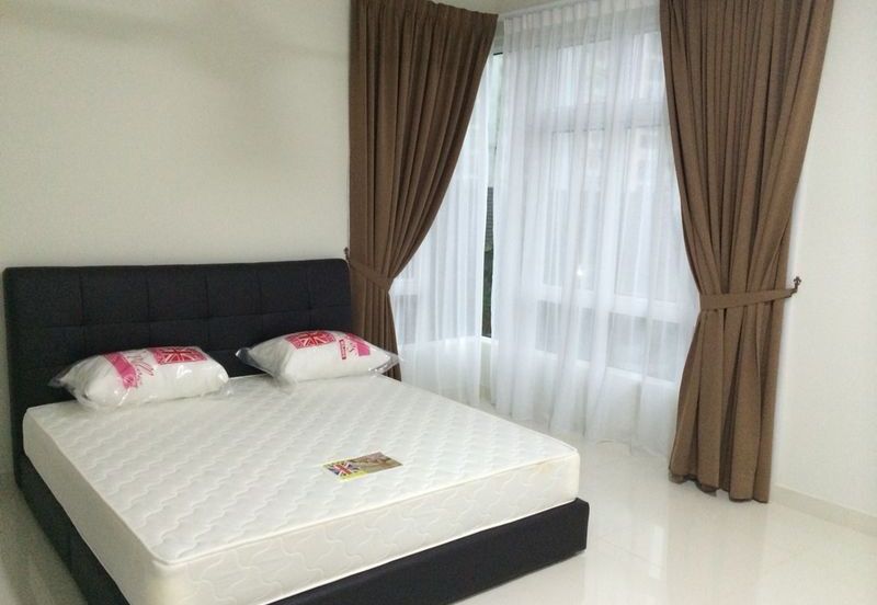 Spring & Summer Villa