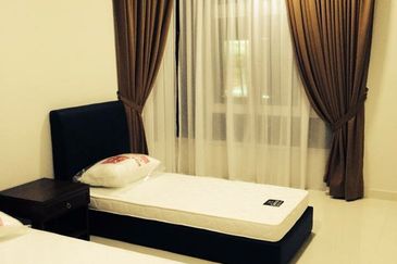 Spring & Summer Villa