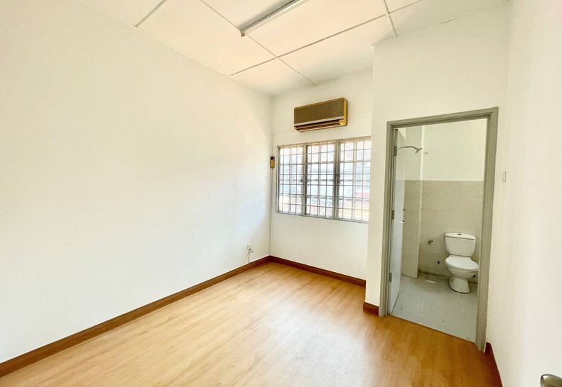 2 sty house at Bandar Sri Damansara, Sd 11 , sd11, BELOW MARKET PRICE