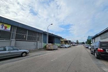 Taman Sri Batu Caves