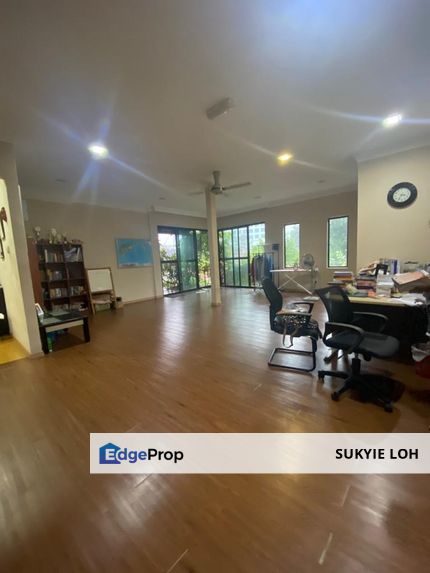 Bungalow house at Seksyen 12 Petaling jaya pj for sale, near ss2 Universiti Malaya 10000sf , Selangor, Petaling Jaya