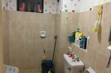 Pangsapuri Kristal (Crystal Tower), Taman Bukit Indah