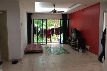 Pangsapuri Kristal (Crystal Tower), Taman Bukit Indah