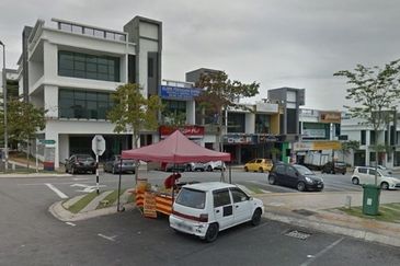 E-Boulevard, Denai Alam