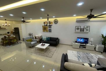 Parkfield Residences, Tropicana Heights