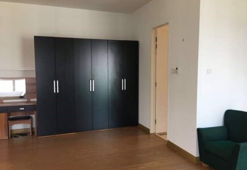 Rafflesia @ The Hill