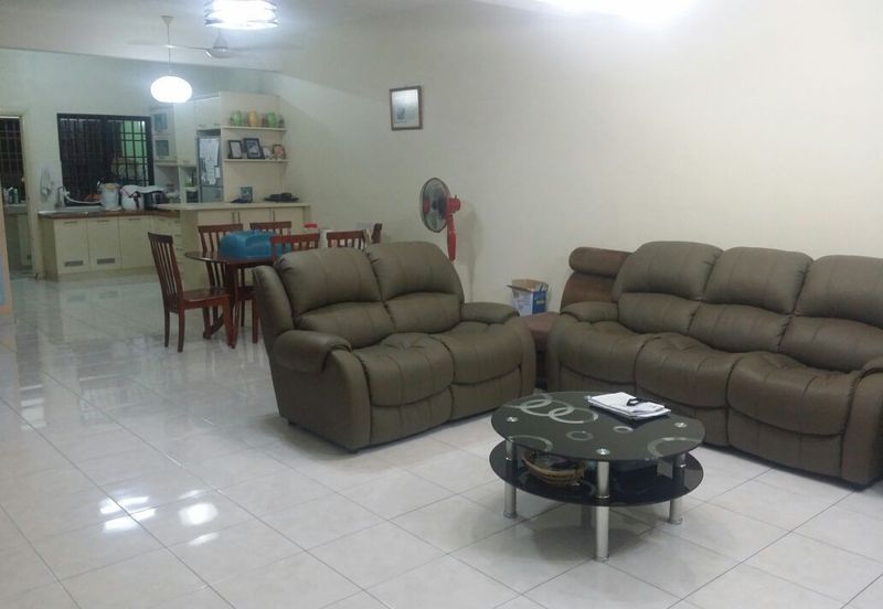 2sty house at Taman Bukit Subang, Shah Alam, Denai Alam, BELOW MARKET PRICE