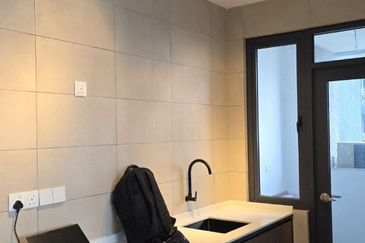 SkyMeridien @ Sentul East