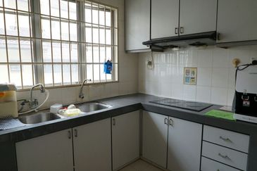 Taman Saujana Puchong