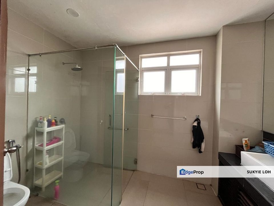 3 sty semi-d for sale 1080 Residences kajang, RENOVATED, Selangor, Kajang