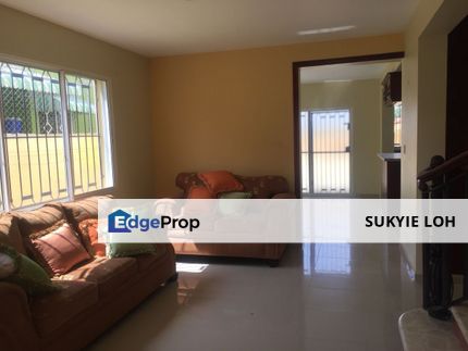 2sty CORNER house at taman Cempaka, Ampang 2500sf, Selangor, Ampang