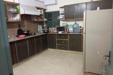 SL 4, Bandar Sungai Long