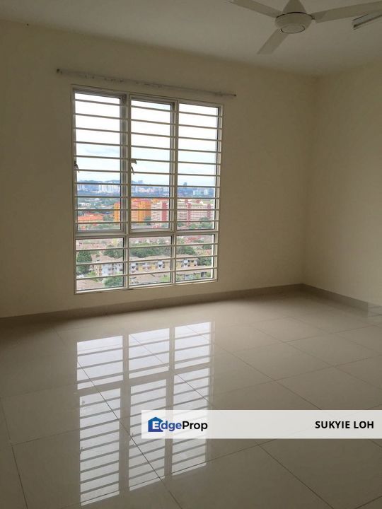 Atmosfera condo Puchong For sale, BELOW MARKET PRICE, Selangor, Puchong