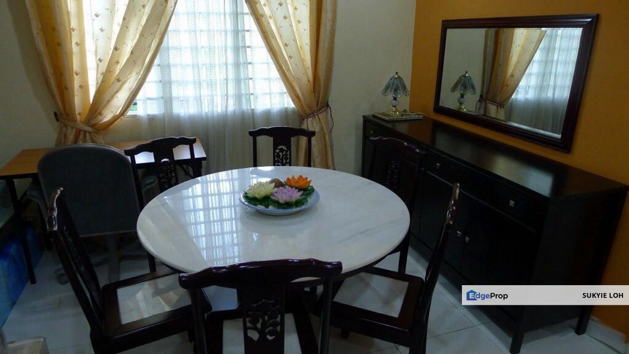 2sty house usj 18 subang jaya for sale 22x75 RENOVATED, Selangor, USJ
