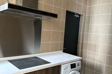 28 Boulevard (28 BLVD)